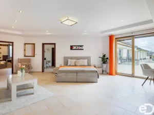 Prodej rodinného domu, Květov, 285 m2
