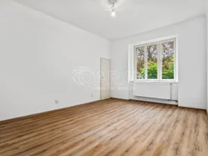 Pronájem bytu 2+kk, Praha - Nusle, Ctiradova, 48 m2