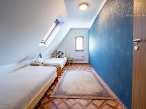 Prodej rodinného domu, Kamýk nad Vltavou, 165 m2