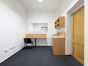 Pronájem kanceláře, Nový Jičín, Masarykovo nám., 70 m2