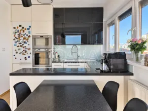 Prodej bytu 3+kk, Praha - Háje, Steinerova, 84 m2