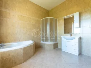 Prodej rodinného domu, Jesenice, Papoušková, 695 m2