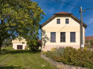 Prodej zemědělské usedlosti, Postupice - Čelivo, 451 m2