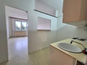 Pronájem bytu 1+kk, Tábor, Krakovská, 32 m2