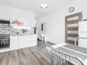 Prodej bytu 1+1, Ústí nad Labem - Severní Terasa, Šípková, 33 m2
