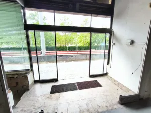 Pronájem obchodního prostoru, Ústí nad Labem, Masarykova, 423 m2