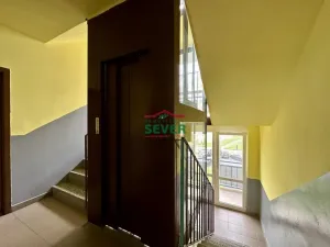Prodej bytu 1+1, Krupka - Maršov, Karla Čapka, 36 m2