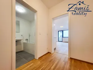 Pronájem bytu 1+kk, Kladno, Lesík, 33 m2