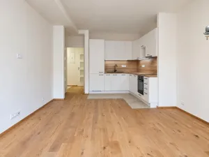 Prodej bytu 1+kk, Bystřice nad Pernštejnem, Masarykovo náměstí, 37 m2