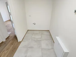 Prodej bytu 1+kk, Bystřice nad Pernštejnem, Masarykovo náměstí, 37 m2