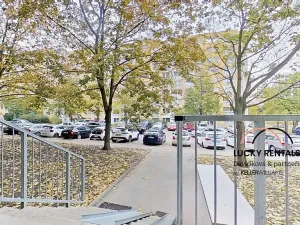 Pronájem bytu 2+kk, Praha - Černý Most, Kpt. Stránského, 43 m2
