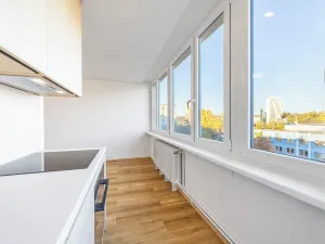 Prodej bytu 3+kk, Praha - Karlín, Nekvasilova, 57 m2