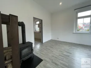 Prodej bytu 2+1, Karlovy Vary, Javorová, 67 m2