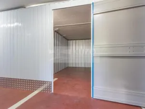 Pronájem skladu, Praha, Pešlova, 1 m2