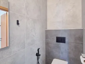 Pronájem bytu 4+1, Praha - Liboc, U silnice, 200 m2