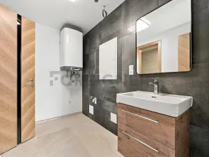 Pronájem rodinného domu, Dubany, 160 m2