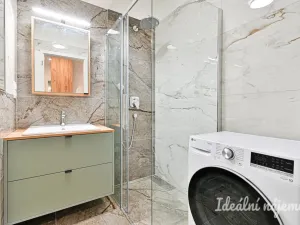Pronájem bytu 1+kk, Brno - Židenice, Škrochova, 33 m2