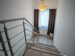 Prodej rodinného domu, Sobětuchy, 210 m2