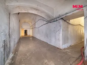 Pronájem výrobních prostor, Štěnovice, Plzeňská, 1366 m2