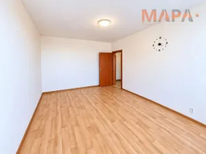Prodej bytu 3+1, Chomutov, 17. listopadu, 79 m2