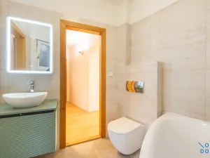 Pronájem bytu 5+kk, Praha - Vinohrady, U Havlíčkových sadů, 295 m2