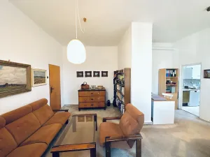 Prodej bytu 2+1, Karlovy Vary, Poděbradská, 56 m2