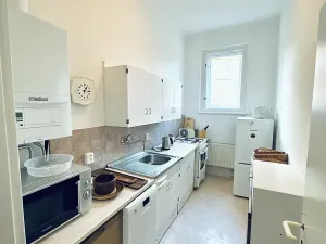 Prodej bytu 2+1, Karlovy Vary, Poděbradská, 56 m2