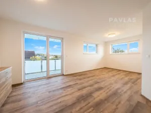 Pronájem bytu 2+kk, České Budějovice, Doudlebská, 67 m2