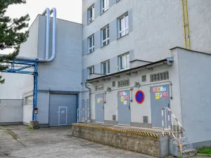 Prodej obchodního prostoru, Kladno - Kročehlavy, Dělnická, 4300 m2