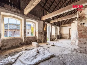 Prodej zemědělské usedlosti, Dobrovice - Libichov, 300 m2
