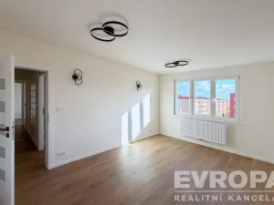 Pronájem bytu 2+1, Praha - Malešice, Počernická, 52 m2
