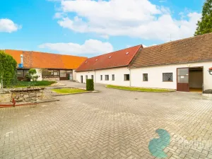 Prodej výrobních prostor, Radošovice, 1075 m2