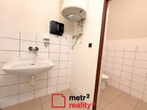 Pronájem obchodního prostoru, Olomouc, Holická, 300 m2