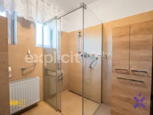 Prodej rodinného domu, Žlutava, 245 m2