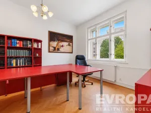 Prodej vily, Praha - Motol, U hrušky, 395 m2