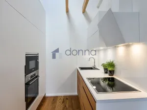 Pronájem bytu 2+kk, Praha, Dalimilova, 60 m2