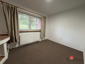 Pronájem bytu 1+1, Horní Benešov, Leskovská, 35 m2