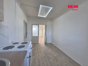 Pronájem bytu 1+1, Liběšice, 30 m2
