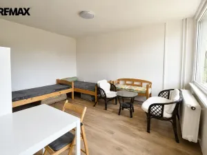 Pronájem bytu 1+kk, Broumov - Olivětín, Dukelská, 27 m2