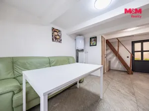 Prodej rodinného domu, Praha - Nedvězí, Výmarova, 110 m2