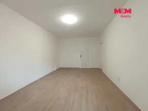 Pronájem bytu 2+1, Slaný, Plynárenská, 49 m2