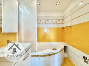 Prodej bytu 4+kk, Praha - Troja, U Pentlovky, 77 m2