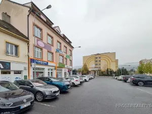 Pronájem kanceláře, Beroun, Nám. M.Poštové, 49 m2