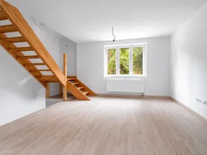 Prodej rodinného domu, Rybitví, 175 m2