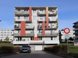 Pronájem bytu 2+kk, Praha - Háje, Loosova, 69 m2