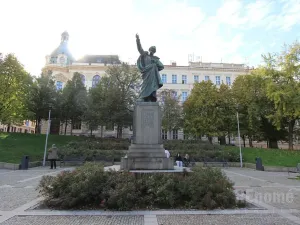 Pronájem bytu 2+1, Praha - Žižkov, Lupáčova, 67 m2