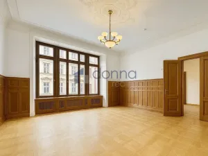 Pronájem kanceláře, Praha, Spálená, 361 m2