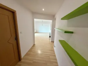 Prodej bytu 3+1, Klatovy, Luční, 84 m2