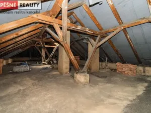 Prodej bytu 2+1, Mníšek pod Brdy, 9. května, 54 m2