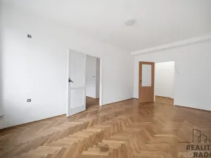 Prodej bytu 3+1, Pardubice, Palackého třída, 107 m2
